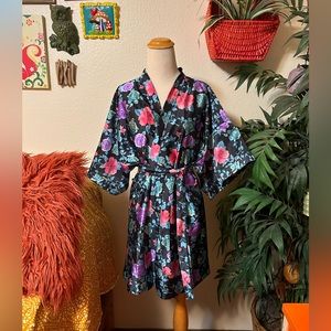 Size L 70s vintage polyester floral robe 🌺